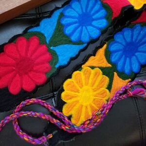 ❗Authentic Handmade Embroidered Mexican Floral Belt Blue Red❗